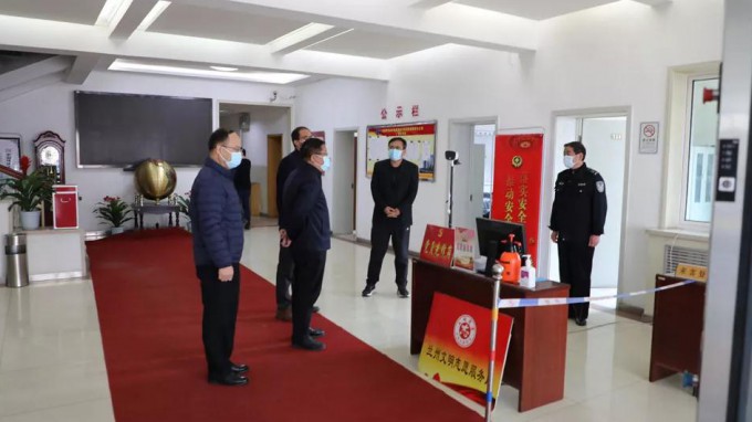 黨建引領筑牢疫情防控屏障 齊心協(xié)力打贏疫情防控殲滅戰(zhàn)