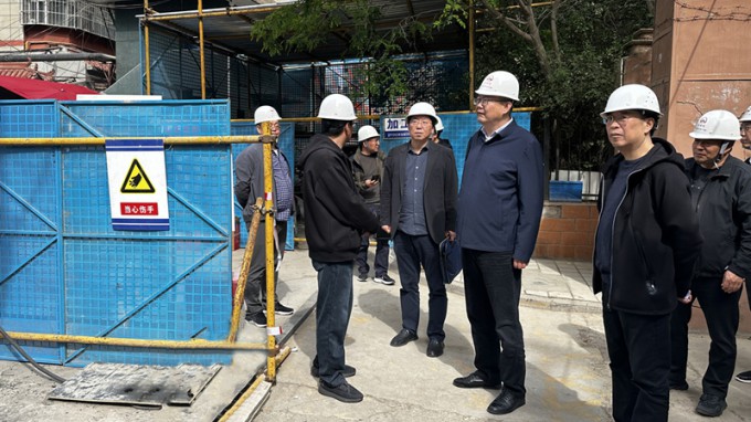 陳一夫到項(xiàng)目現(xiàn)場(chǎng)督導(dǎo)節(jié)前安全生產(chǎn)工作