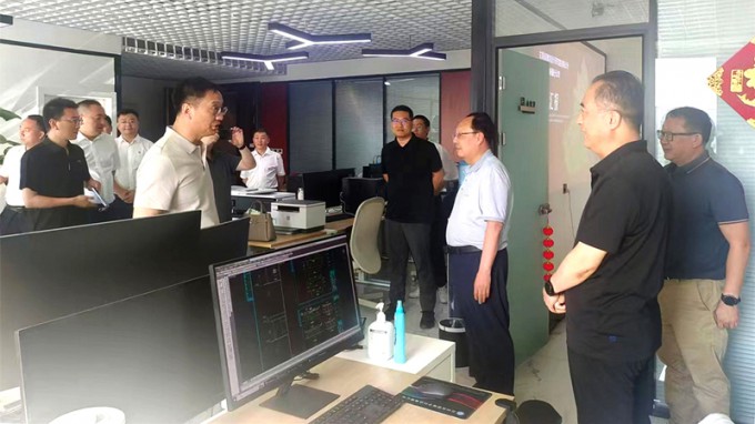 張佩峰一行調(diào)研省建筑設(shè)計院新疆分公司、省水電設(shè)計院新疆分公司